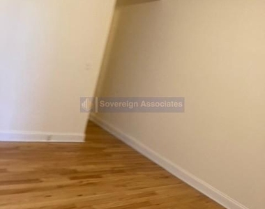 631 Edgecombe Avenue - Photo Thumbnail 12