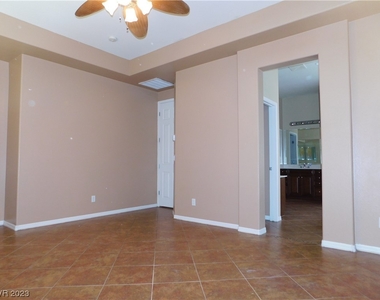 861 Roseberry Drive - Photo Thumbnail 27