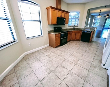 768 Grand Canal Dr - Photo Thumbnail 11