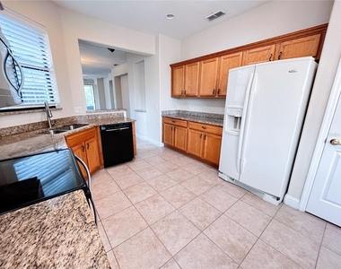 768 Grand Canal Dr - Photo Thumbnail 10