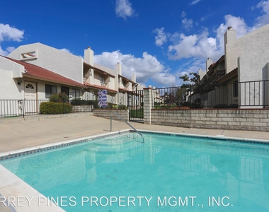 1141 N. Escondido Boulevard - Photo Thumbnail 12