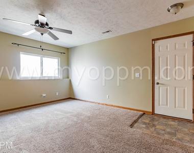 14457 Jardine St - Photo Thumbnail 18