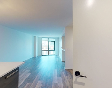 345 Harrison Ave Apt 1432 - Photo Thumbnail 3