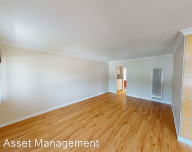 3220 Altura Ave Unit 303 - Photo Thumbnail 2