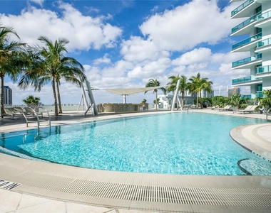 900 Biscayne Blvd Apt 2409 - Photo Thumbnail 6