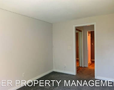 4308 Botticelli St. Unit 10 - Photo Thumbnail 27