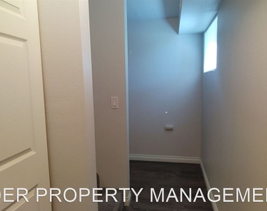 4308 Botticelli St. Unit 10 - Photo Thumbnail 38