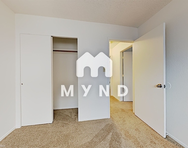 475 Talus Way - Photo Thumbnail 12