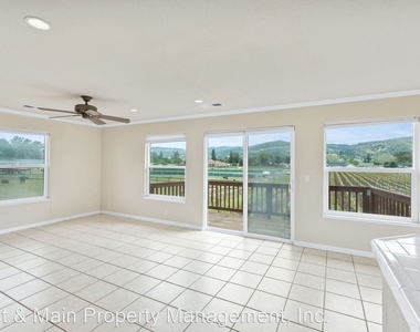 1291 Monticello Road - Apt - Photo Thumbnail 9