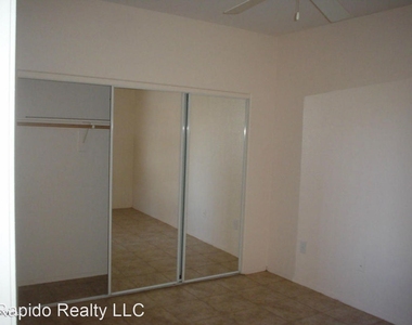 2929 W Yorkshire Dr Unit 1134 - Photo Thumbnail 3