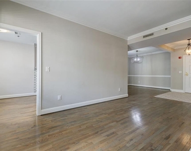 1735 Peachtree Street Ne - Photo Thumbnail 17