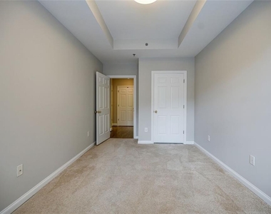 1735 Peachtree Street Ne - Photo Thumbnail 34