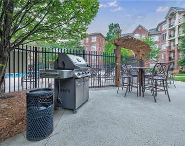 1735 Peachtree Street Ne - Photo Thumbnail 47