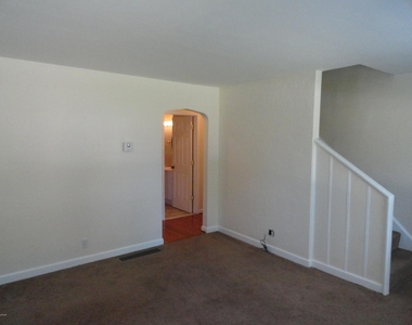 602 Harris Pl - Photo Thumbnail 9