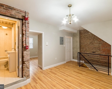 1126 E Passyunk Avenue - Photo Thumbnail 4