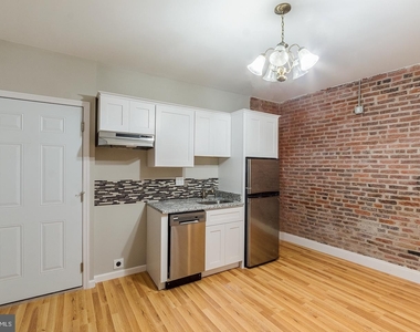 1126 E Passyunk Avenue - Photo Thumbnail 3