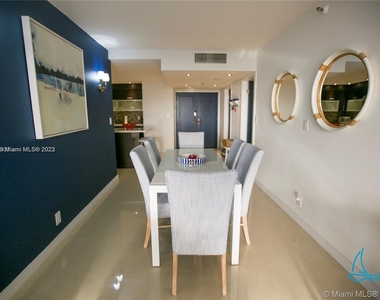 8877 Collins Ave - Photo Thumbnail 9