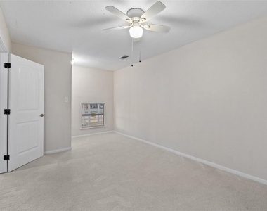 3735 Bolivar Drive - Photo Thumbnail 20