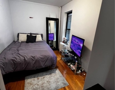 162 East 88 Street - Photo Thumbnail 3