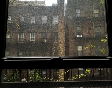 162 East 88 Street - Photo Thumbnail 6