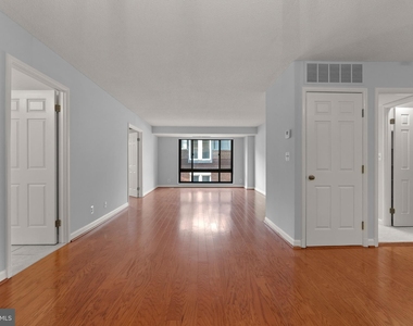 1077 30th Street Nw - Photo Thumbnail 17