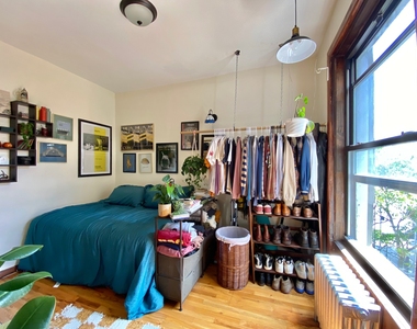 210 Humboldt Street - Photo Thumbnail 7