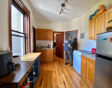 210 Humboldt Street - Photo Thumbnail 4