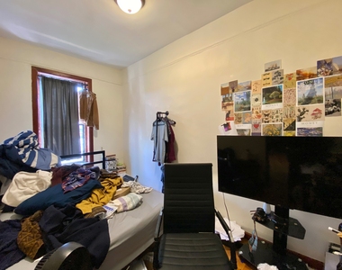 210 Humboldt Street - Photo Thumbnail 5