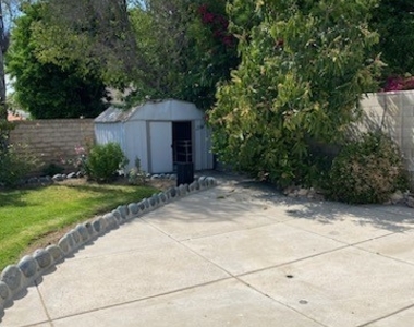 8961 Etiwanda Avenue - Photo Thumbnail 14