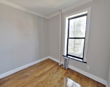 Gorgeous, Sunny Spacious UES 2 Bedroom Unit with W/D in Unit  - Photo Thumbnail 2