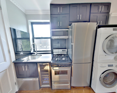 Gorgeous, Sunny Spacious UES 2 Bedroom Unit with W/D in Unit  - Photo Thumbnail 0