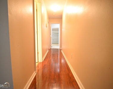 1138 Saint Phillips Court - Photo Thumbnail 11