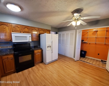 9211 N Pirogue Ct - Photo Thumbnail 21