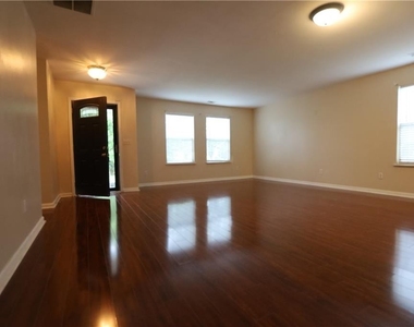 1138 Saint Phillips Court - Photo Thumbnail 2