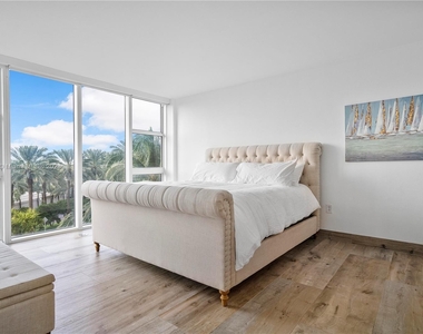 10275 Collins Ave - Photo Thumbnail 10