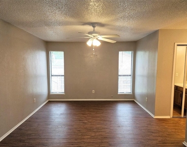 3716 Pecan Circle - Photo Thumbnail 8