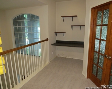 1004 Oak Rdg - Photo Thumbnail 18