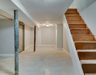 75 Woodbine Street - Photo Thumbnail 1