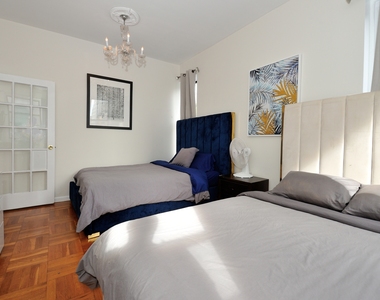 354 East 77th Street - Photo Thumbnail 14