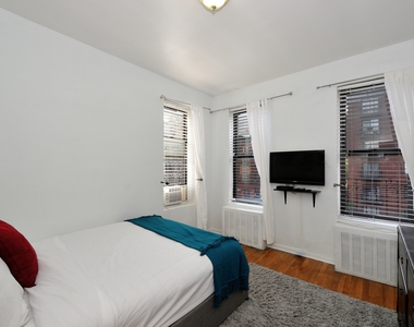 201 East 89th Street - Photo Thumbnail 16