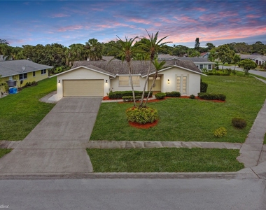 500 R Sanibel Court - Photo Thumbnail 0