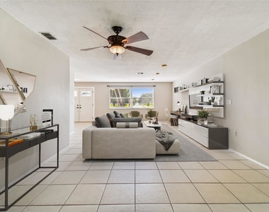 500 R Sanibel Court - Photo Thumbnail 9