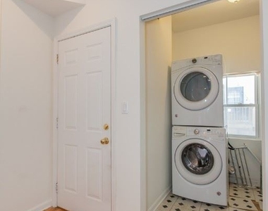 1433 W Oakdale Ave - Photo Thumbnail 7