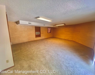 869 Pebblewood Drive - Photo Thumbnail 22