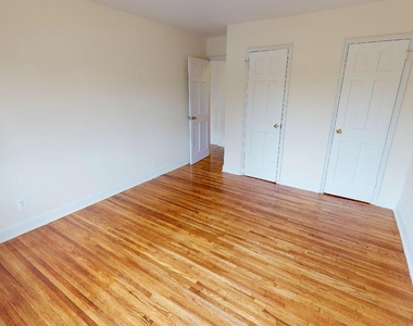 62-25 Woodhaven Boulevard - Photo Thumbnail 14