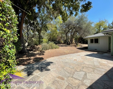 8305 Oak Knoll Dr - Photo Thumbnail 40