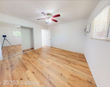 20353 Saticoy St. - Photo Thumbnail 24