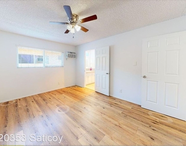 20353 Saticoy St. - Photo Thumbnail 11