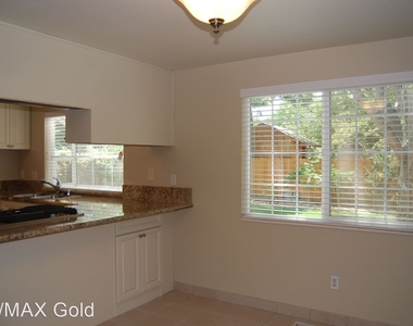 4935 Golden Springs Drive - Photo Thumbnail 7