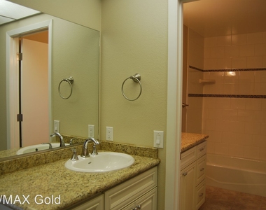 4935 Golden Springs Drive - Photo Thumbnail 18